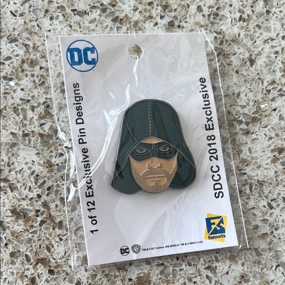 DC Exclusive Hooded Character Pin